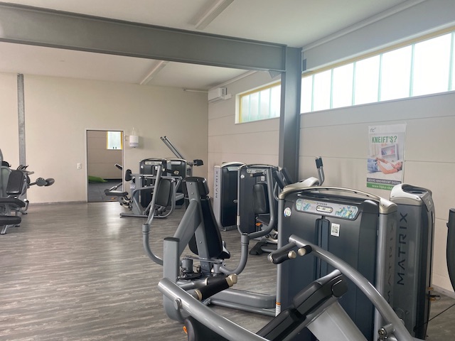 fitplus_Fitnessstudio Ichenhausen Geraetetraining_1